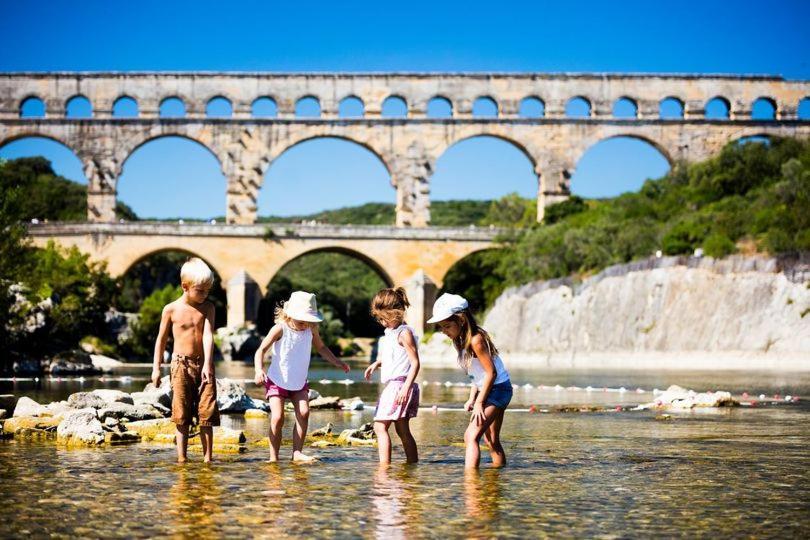 Tente Safari Au Pont Du Gard Vers Pont du Gard Luaran gambar